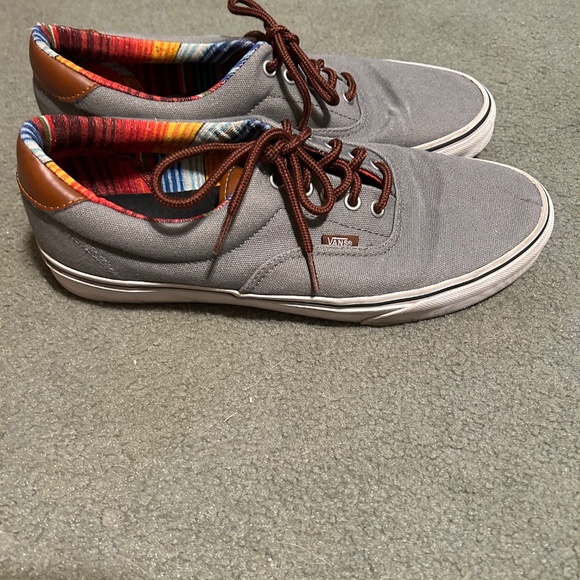 Vans Men’s Gray Canvas Sneakers - Picture 5 of 10